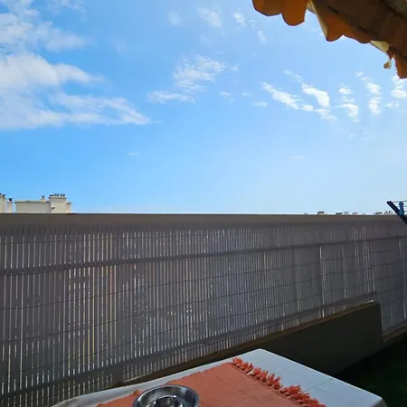 Lumineux Avec Parking Prive Appartement *