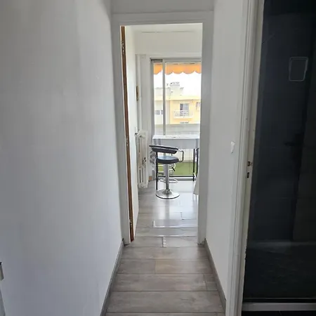 Appartamento Lumineux Avec Parking Prive